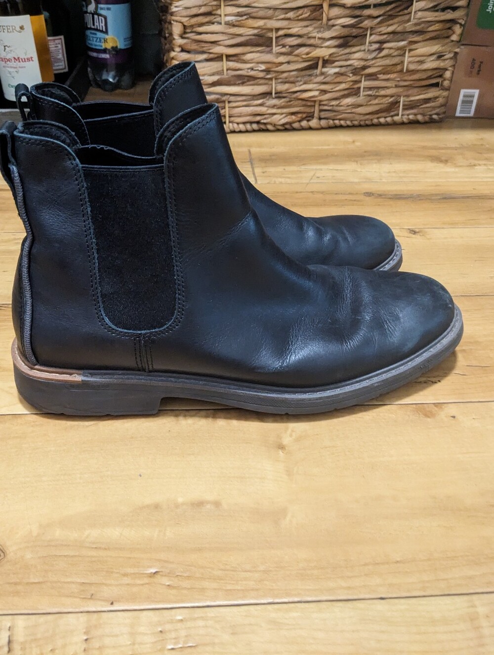 Cole Haan Black Leather Chukka Boots